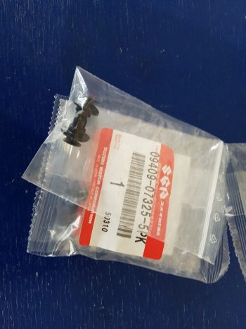 Subaru Suzuki Original Klammer Baleno 09409-07325-5PK