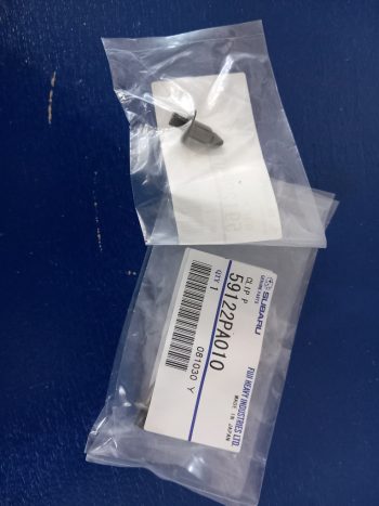 Subaru Original Halteclip Stoßfängerabdeckung Legacy Outback Impreza SVX 59122PA010