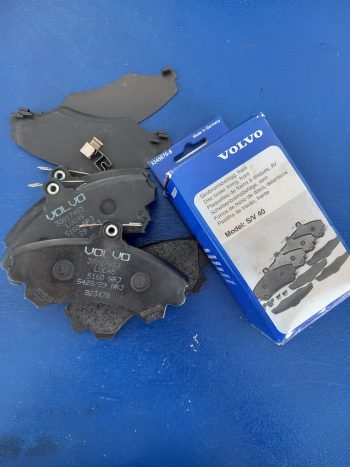 Volvo Original Bremsbelagsatz S40 V40 3345670-8