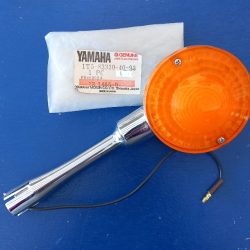 Yamaha XS750 XS850 Hinterer Blinker komplett neu 1T5-83330-40-93