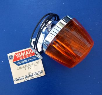 Yamaha DS7 R5 Hinterer Blinker rechts komplett neu 278-83340-41-93