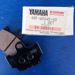 Yamaha XT500L XT600 Bremsbelagsatz vorne neu 43F-W0045-00