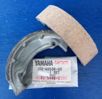Yamaha MACH-G CS50M Bremsbackensatz neu 10X-W2536-00