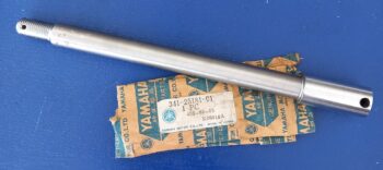 Yamaha SR400 SR500 XS750 XS1100 Radachse vorne neu 341-25181-01