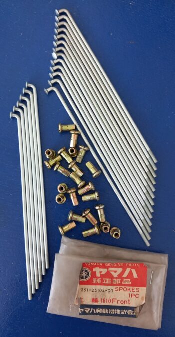 Yamaha RD350 Speichensatz vorne neu 351-25104-00