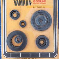 Yamaha RD250LC Öldichtungssatz neu 4L1-W0003-00