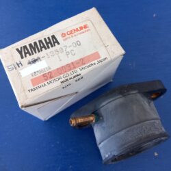 Yamaha XJ600 Verbindung Vergaser 3 neu 51H-13597-00